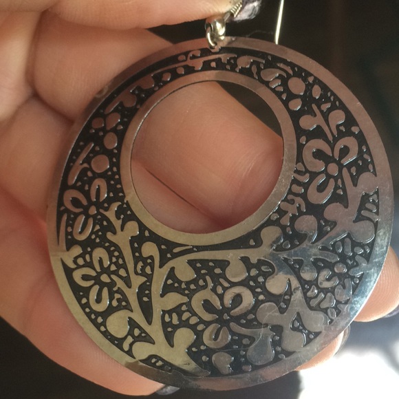 Beautifully designed Urban Nomad Earrings - Picture 2 of 3